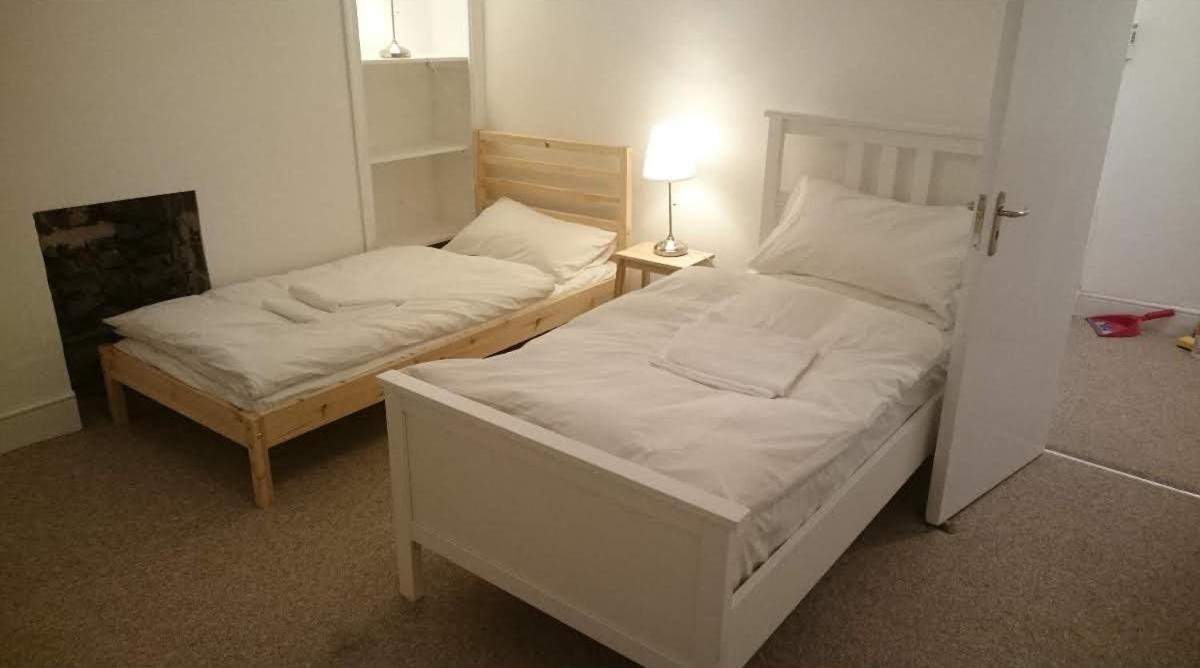 Central London Flat. Georgian Terrace. Bright. Oda fotoğraf